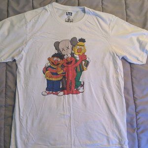 Uniqlo Seasame Street x KAWS tee, Birt and Ernie M